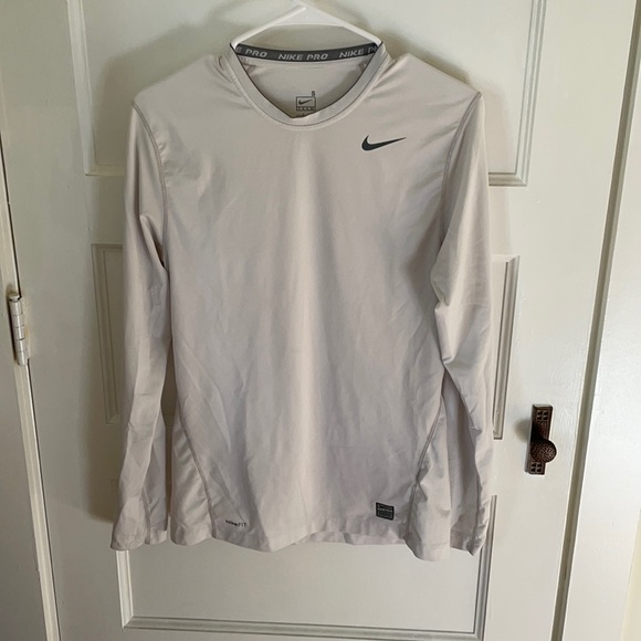 Nike Tops - Nike Dri-fit long sleeve